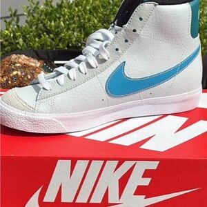 Nike Blazer Mid '77 in Pure Platinum and Laser Blue